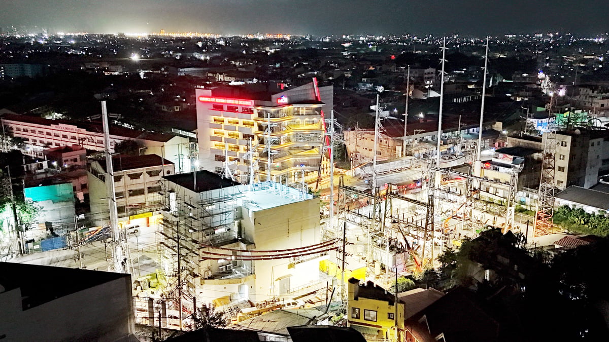 IMPROVING RELIABILITY WITHIN ITS FRANCHISE AREA. Meralco’s recently energized projects, including the newly converted Malinta Substation in Valenzuela City, will help limit incidents of scheduled and long power outages to the benefit of customers.